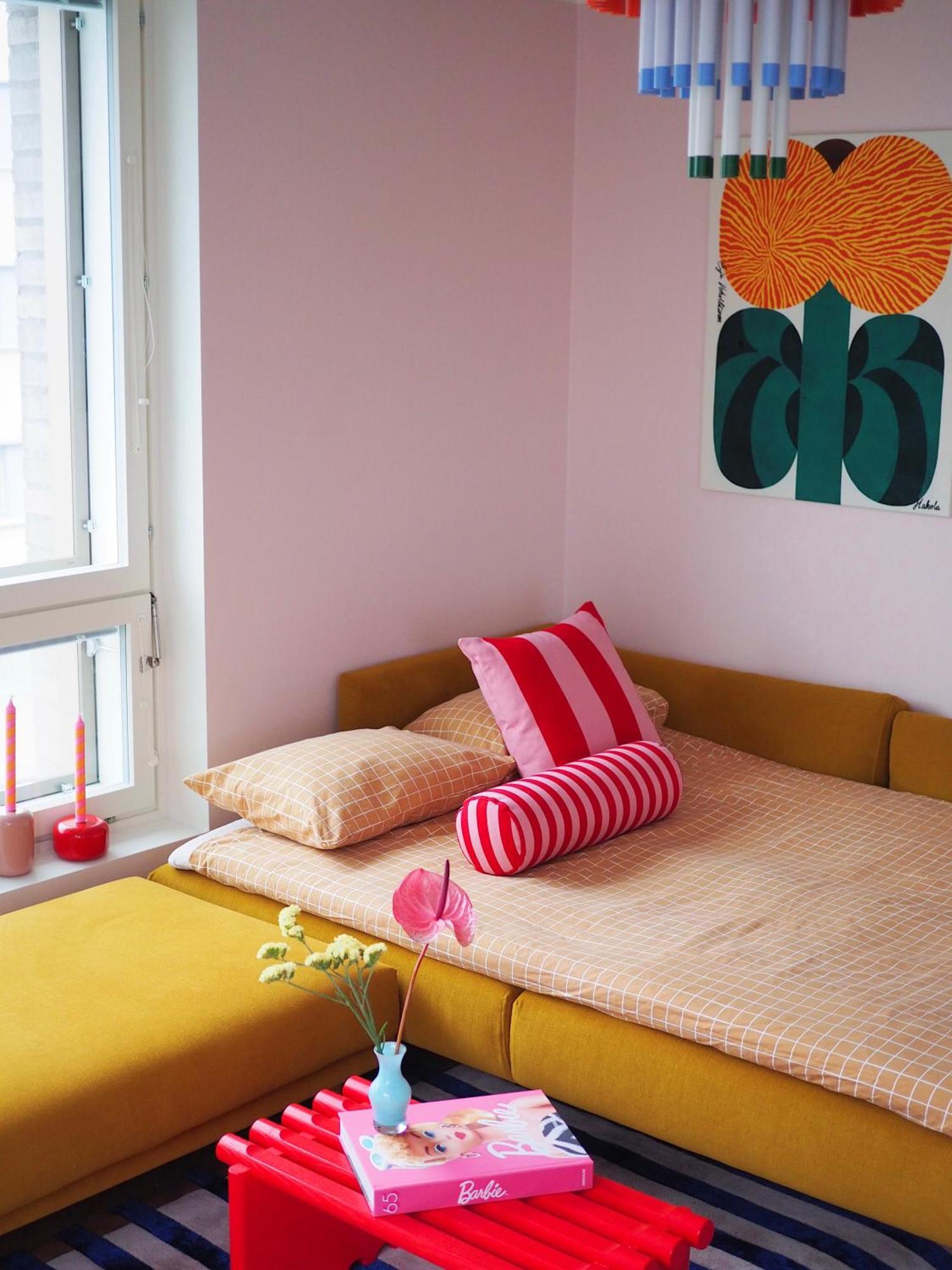 Candy-Colored Two-Room Condo With Sweet Views Helsinki Kültér fotó